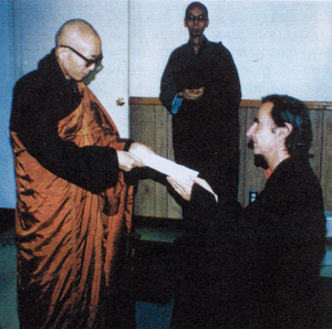 Master Sheng Yen presenting Dr John Crook the certificate of transmission